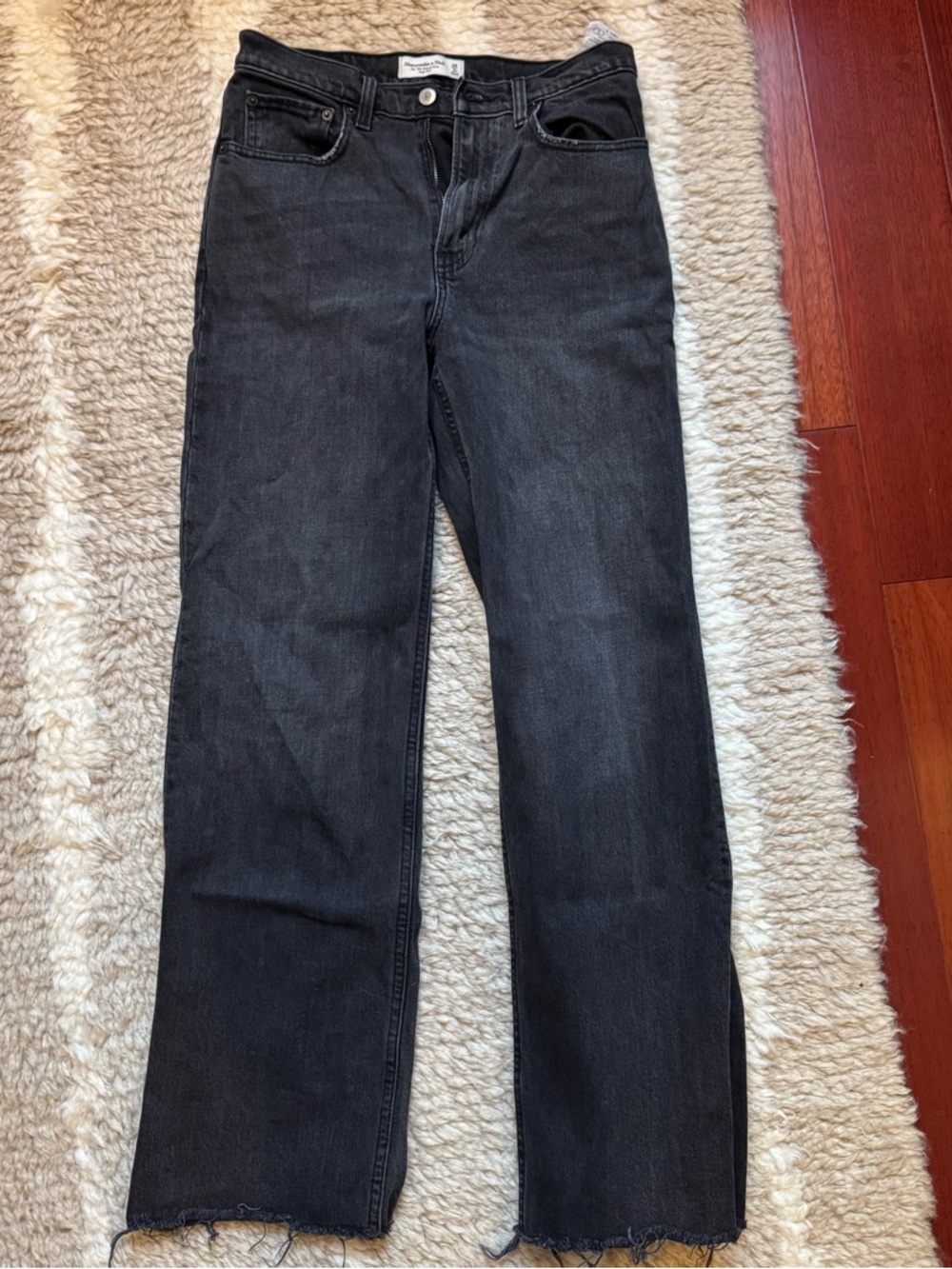 Abercrombie & Fitch Women's 90’s Relaxed High Rise Black Jeans